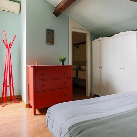 The Rent - Flat In Brera District Apartment Milan